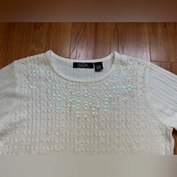 Vintage Large Krystal Kobe White/ Cream Cable Knit Sweater with Sequin Detail - Picture 6 of 11
